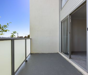 27/84 Kings Canyon Street, Harrison ACT 2914 - Townhouse For Rent |... - Photo 2