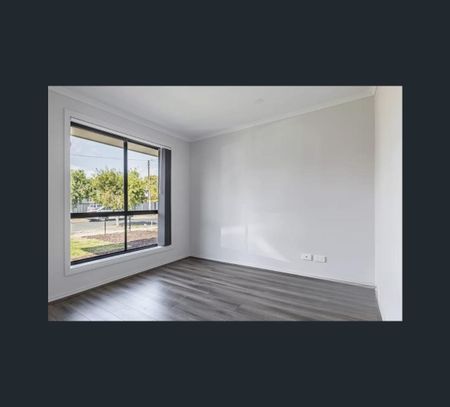 45B HAMBRIDGE ROAD, Davoren Park, SA 5113 - Photo 4
