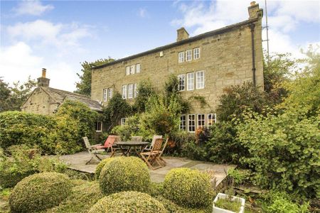 3 bedroom detached house to rent - Photo 2