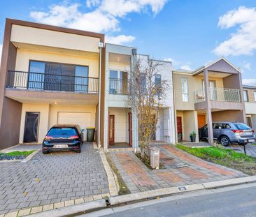 PLENTY OF SPACE, STYLE & QUALITY - Photo 4