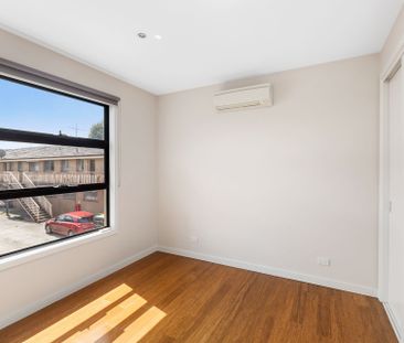 73A Argyle Street, Moonee Ponds. - Photo 2