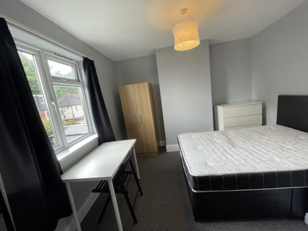 Estcourt Terrace - Photo 3