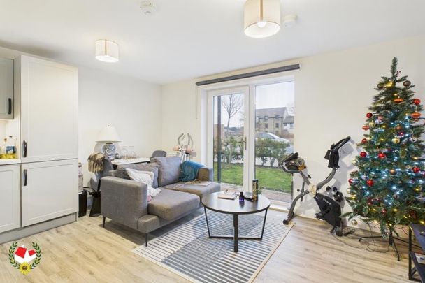 Minett Road, Yate, Bristol - Photo 1