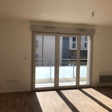 Location Appartement 1 pièce 28m² - Photo 4