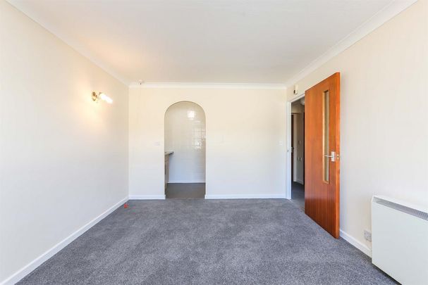 1 bedroom retirement property to rent - Photo 1