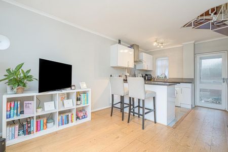 1 bedroom terraced house to rent - Photo 2