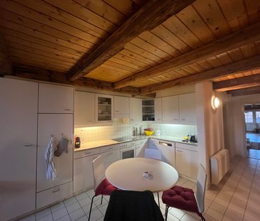 Apartment with a lot of charm - Photo 4