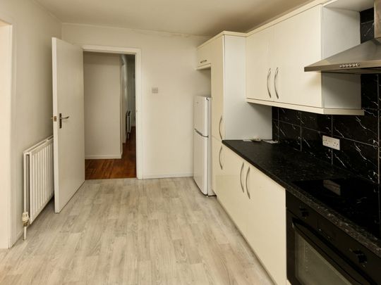 Semi-detached house to rent on - Photo 1