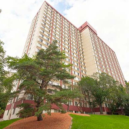 Garneau Towers Apartments - Photo 2