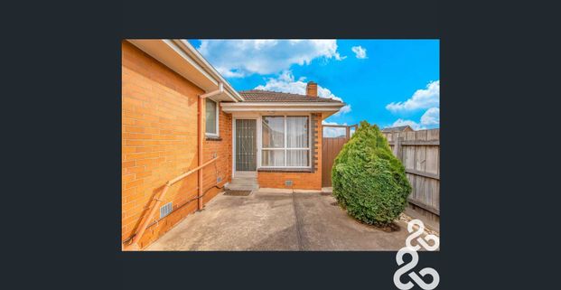 Cosy 1-Bedroom Home with Spacious Garden - Photo 1