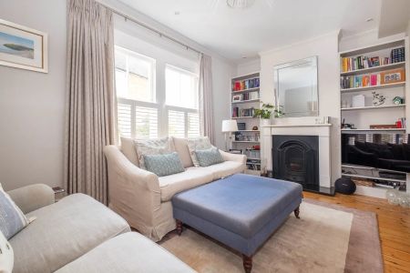 3 bedroom cottage to rent - Photo 2