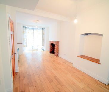 137 Rosebery Road, BT68JB, Belfast - Photo 1