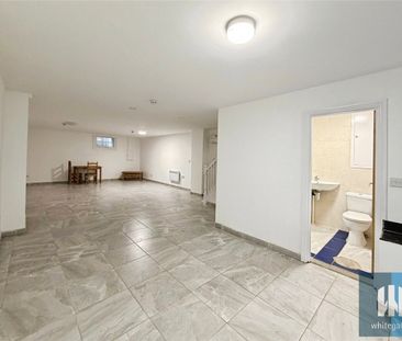 Cross Church Street, Town Centre, Huddersfield, HD1 - Photo 6