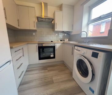 2 bedroom bungalow to rent - Photo 1