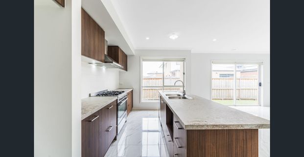 Luxury, Lifestyle & Location in One Beautiful Package - Photo 1