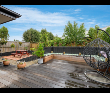 Furnished Executive Home - room for all the toys - Photo 6