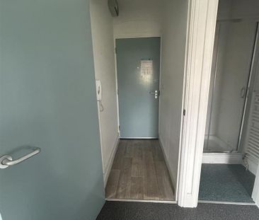 Property to rent - Photo 1