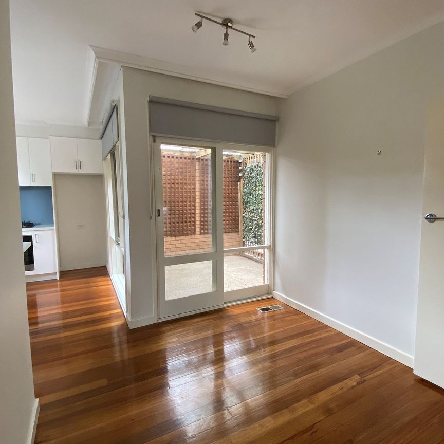 Unit 1/20 Wingate Avenue, - Photo 1