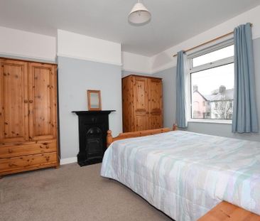 55 Groomsport Road, Bangor, BT20 5LP - Photo 3