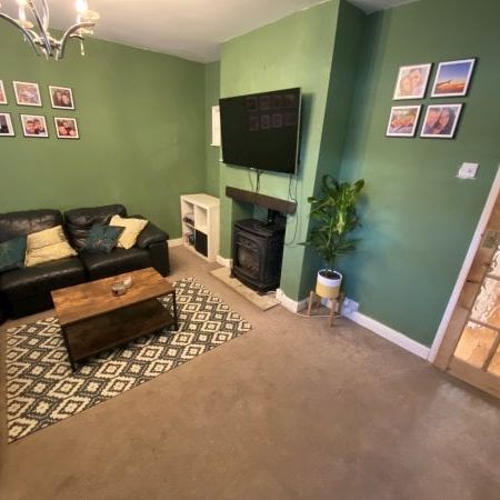 Winchester Road, Romsey - Photo 1