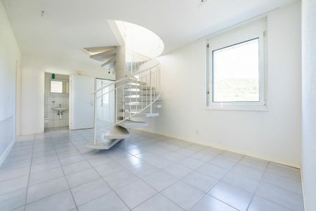 Itingen / 4.5-room semi-detached house / left duplex apartment - Photo 2