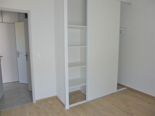 Location Appartement 2 pièces 37m² ST ANDRE DE CUBZAC 33240 - Photo 1