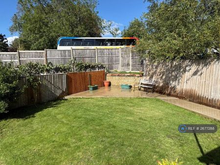 2 bedroom terraced house to rent - Photo 5