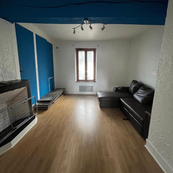 Location Appartement 1 pièce 27m² LA FERTE GAUCHER 77320 - Photo 1