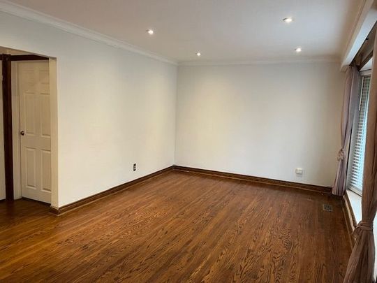 For Lease - 368 Bent Crescent Unit# Main, Richmond Hill, Ontario - Photo 1