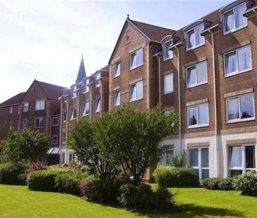 1 bedroom retirement property to rent - Photo 5