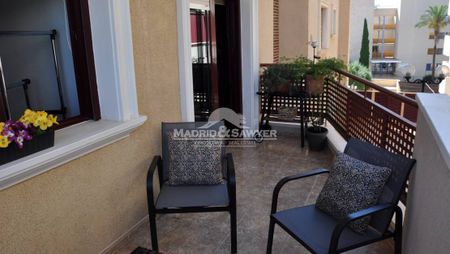 Fabulous 2 bedroom apartment in Aguamarina! - Photo 2