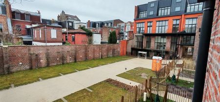 Location Appartement 4 pièces 91m² ROUBAIX 59100 - Photo 5