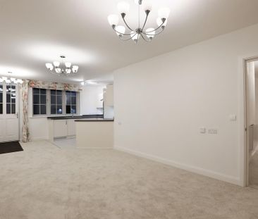 2 bedroom retirement property to rent - Photo 4