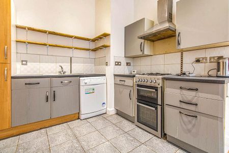 3 bedroom apartment to rent - Photo 5