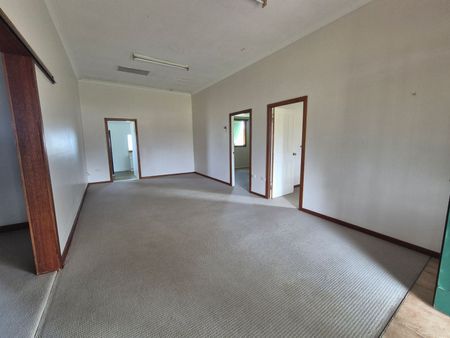 Fresh Air, Open Space & Country Grace, Your Rural Retreat Awaits! - Photo 4