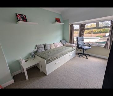 Room in a Shared House, London, CR4 - Photo 6