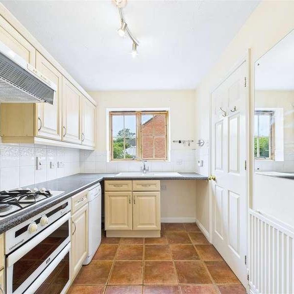 Home Farm Court, Castle Gresley, DE11 - Photo 1