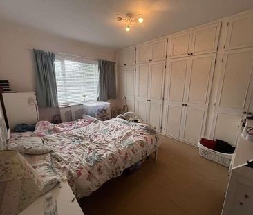 Grove Avenue, Sutton, SM1 - Photo 1