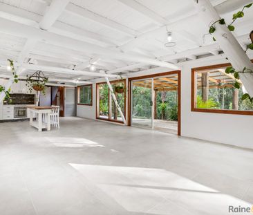 Spacious Rural Retreat with Stunning Views - Photo 2