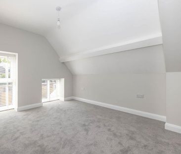 4 bedroom terraced house to rent - Photo 4