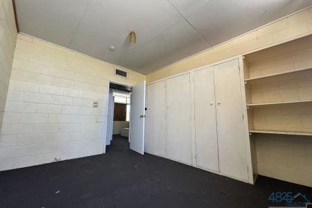 Two Bedroom Unit - Quiet Location - Photo 3