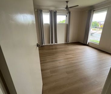 Stunning Four Bedroom +Media Family Abode Located In Yarrabilba - Photo 5