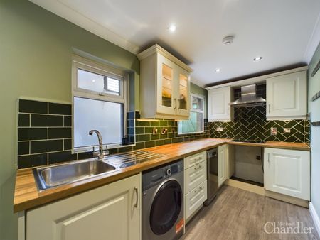 117 Rosebery Road, Belfast, BT6 8JB - Photo 5