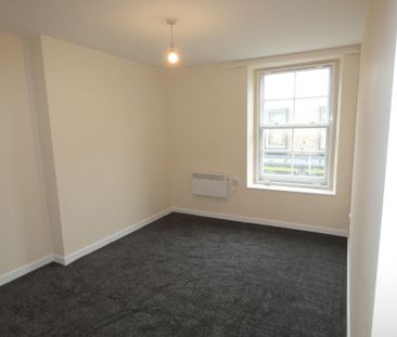 1 bed Apartment - To Let - Photo 5