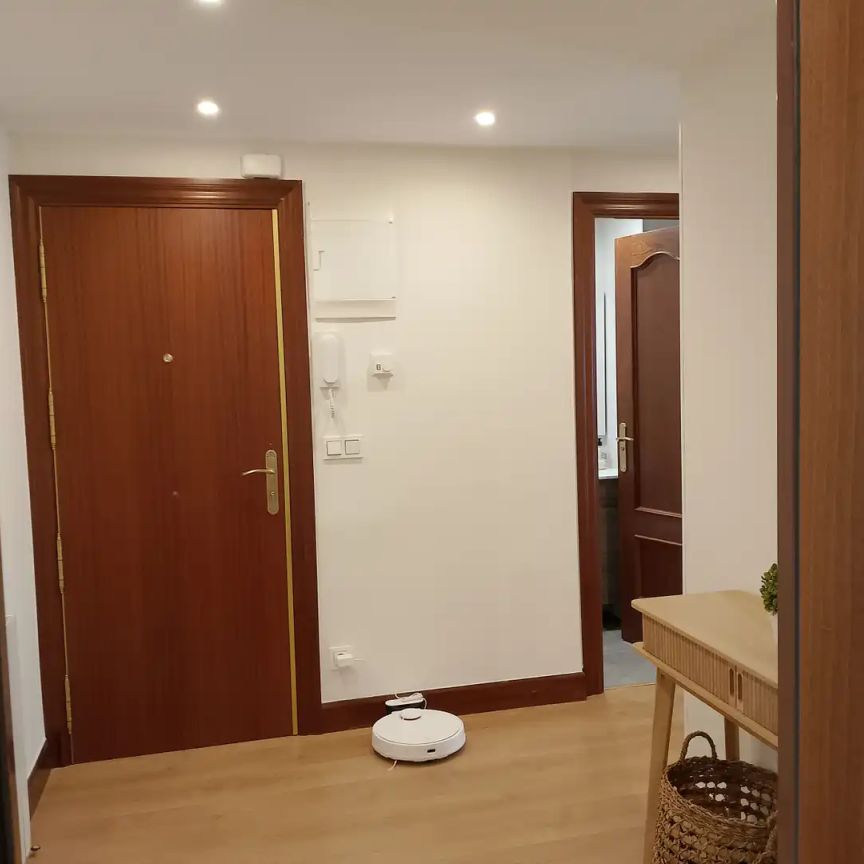 Piso de alquiler en Donostia-san Sebastián - Portuene, 15, Antiguo - Foto 1