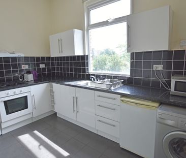 2 Bedroom Apartment - Photo 5