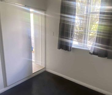 35 Adams Terrace -, Aro Valley - Photo 3