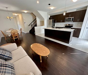 For Lease - 588 LILITH Street, Barrhaven, Ontario - Photo 2