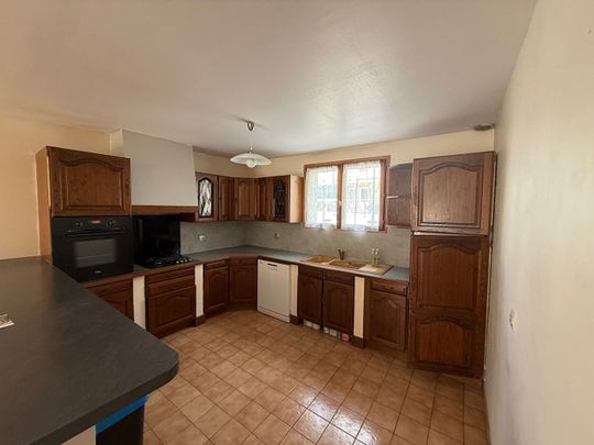 Location maison 4 pièces, 116.00m², Pomas - Photo 1