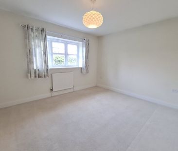 Ostlers Close - Photo 4